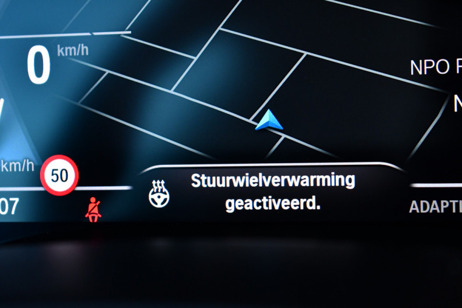 BMW 5 Serie 545e xDrive M-Sport Pano ACC HUD 20inch 360 Laser HiFi Adp-demping