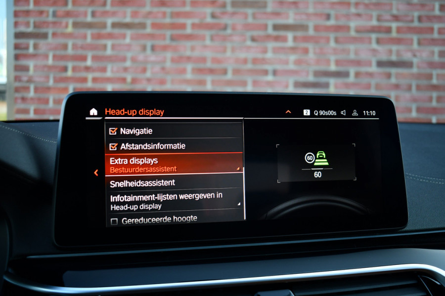 BMW 5 Serie 545e xDrive M-Sport Pano ACC HUD 20inch 360 Laser HiFi Adp-demping