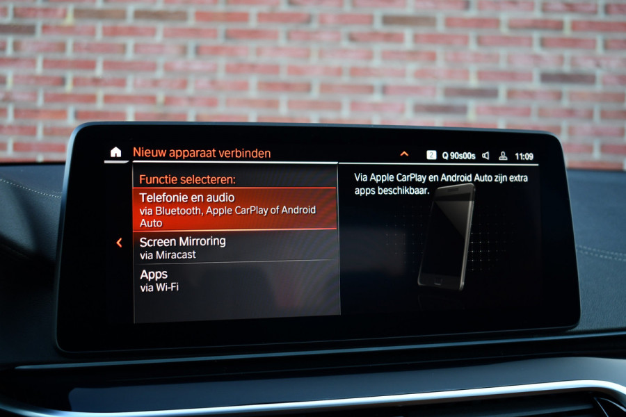 BMW 5 Serie 545e xDrive M-Sport Pano ACC HUD 20inch 360 Laser HiFi Adp-demping