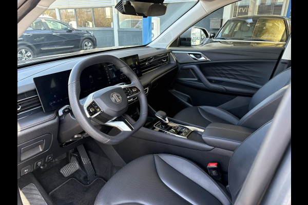 MG HS 1.5 TGDI Luxury Plug-in Hybride | PHEV | Stoelverwarming | 360 graden camera | Ledereren bekleding |