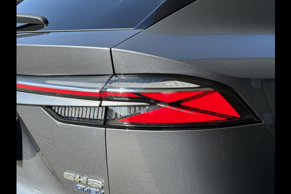 MG HS 1.5 TGDI Luxury Plug-in Hybride | PHEV | Stoelverwarming | 360 graden camera | Ledereren bekleding |