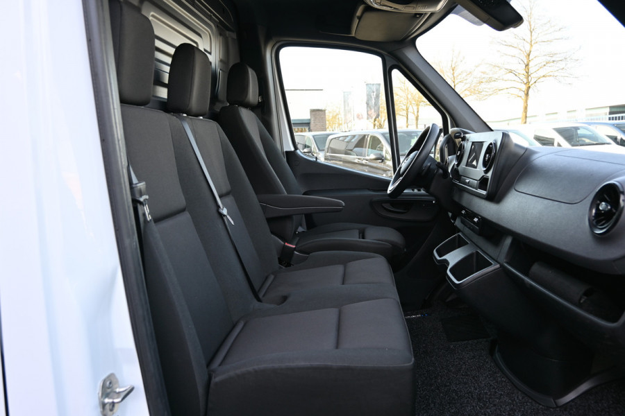 Mercedes-Benz Sprinter 317 CDI L2H2 360 Graden camera, MBUX met navigatie