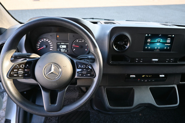 Mercedes-Benz Sprinter 317 CDI L2H2 360 Graden camera, MBUX met navigatie