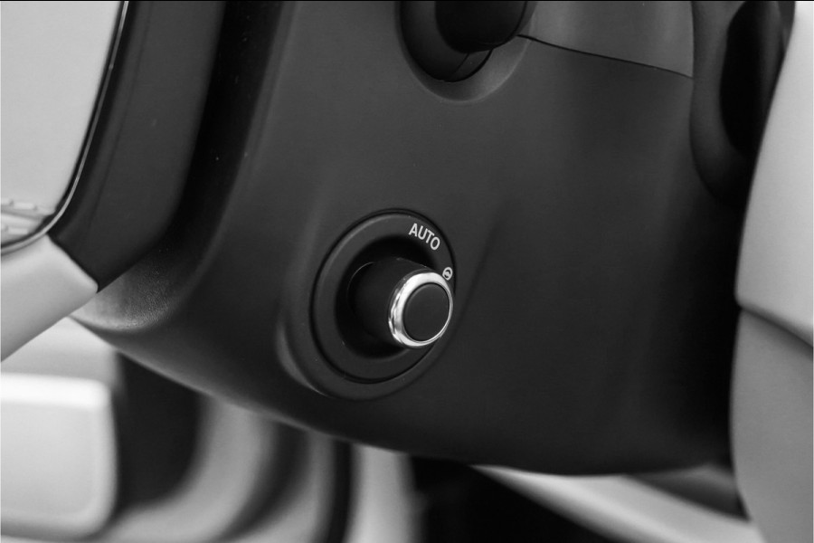 Land Rover Range Rover Velar 2.0 P400e Edition Pano ACC Meridian 360°