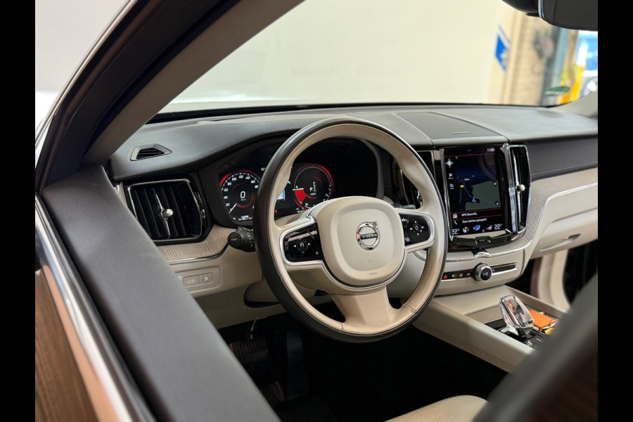 Volvo XC60 2.0 T6 Plug-in AWD Inscription | VOL! | Pano | Luchtvering | Trekhaak | Xenium Pakket | Int.Safe PRO Pakket | HUD | NAP