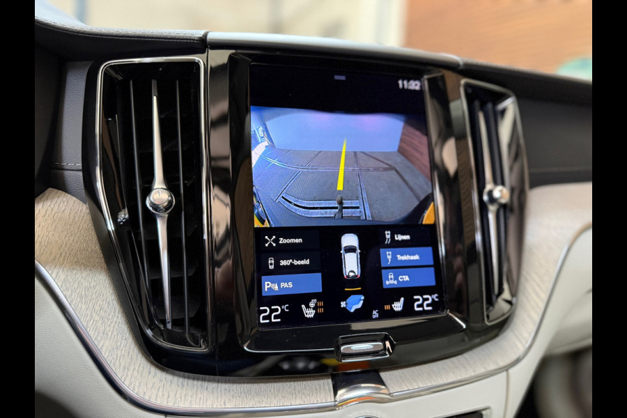 Volvo XC60 2.0 T6 Plug-in AWD Inscription | VOL! | Pano | Luchtvering | Trekhaak | Xenium Pakket | Int.Safe PRO Pakket | HUD | NAP