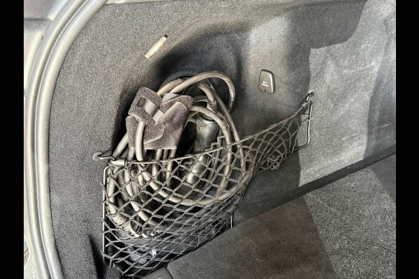 Volvo XC60 2.0 T6 Plug-in AWD Inscription | VOL! | Pano | Luchtvering | Trekhaak | Xenium Pakket | Int.Safe PRO Pakket | HUD | NAP