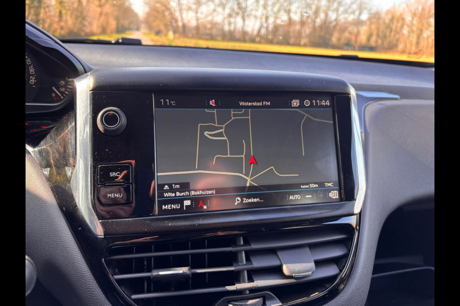 Peugeot 208 1.2 PureTech Signature | Cruise + Navi + " 151.000 " KM NAP |