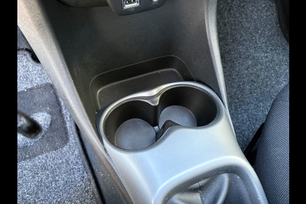 Toyota Aygo 1.0 VVT-i X-Play 5-drs. CAMERA/CARPLAY/LIMITER/AIRCO/MEDIA