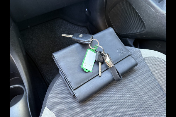 Toyota Aygo 1.0 VVT-i X-Play 5-drs. CAMERA/CARPLAY/LIMITER/AIRCO/MEDIA