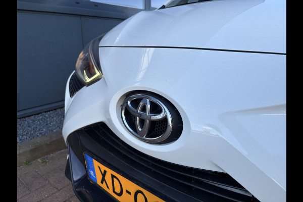 Toyota Aygo 1.0 VVT-i X-Play 5-drs. CAMERA/CARPLAY/LIMITER/AIRCO/MEDIA