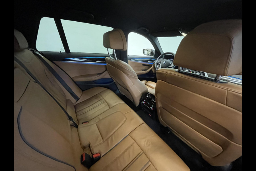 BMW 5 Serie Touring 530e Business Edition Plus 292 PK Aut. Leder Navi Carplay Cruise Control Full LED PDC VA + Camera