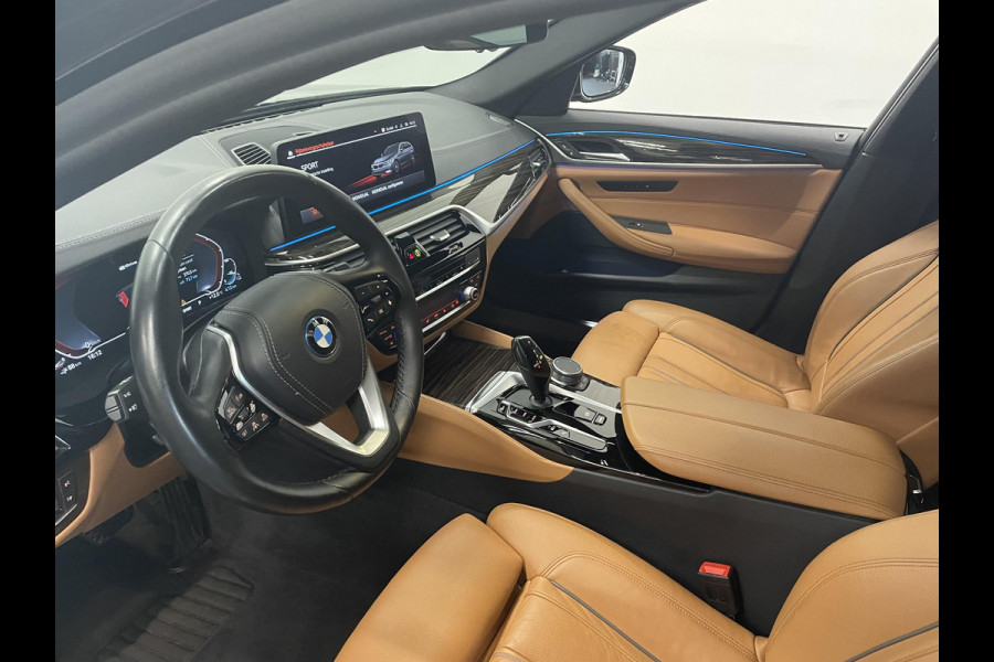 BMW 5 Serie Touring 530e Business Edition Plus 292 PK Aut. Leder Navi Carplay Cruise Control Full LED PDC VA + Camera