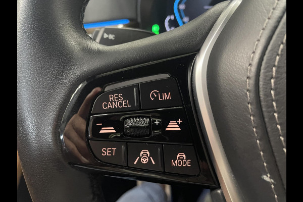 BMW 5 Serie Touring 530e Business Edition Plus 292 PK Aut. Leder Navi Carplay Cruise Control Full LED PDC VA + Camera