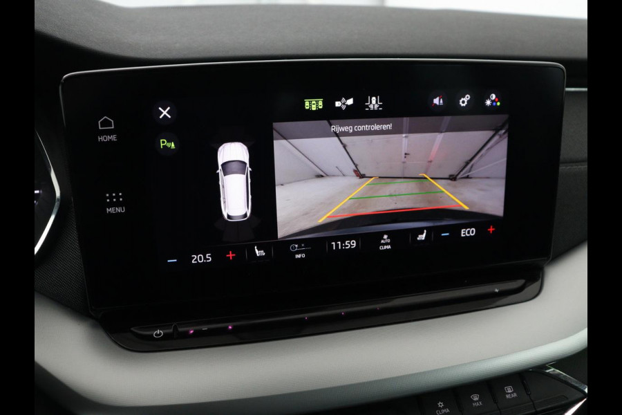 Škoda Octavia 1.4 TSI iV PHEV Business Edition Plus | Stoelverwarming | Trekhaak | Camera | Adaptive cruise | Carplay | Sfeerverlichting | Navigatie | Side Assist | Stuurverwarming | Plug In