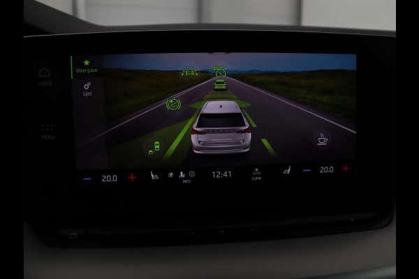 Škoda Octavia 1.4 TSI iV PHEV Business Edition Plus | Stoelverwarming | Trekhaak | Camera | Adaptive cruise | Carplay | Sfeerverlichting | Navigatie | Side Assist | Stuurverwarming | Plug In