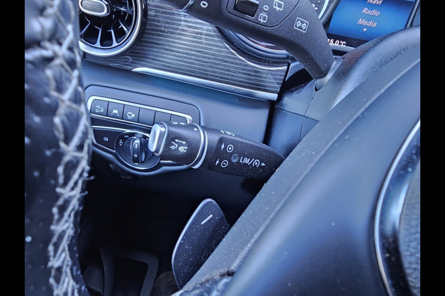 Mercedes-Benz V-Klasse 300d 4-MATIC Extra Lang DC Avantgarde | LED | ACC | Leder | Stoelverwarming | Burmester | App-connect | Trekhaak | LMV 19" | 360 Camera | Lane Assist | Schuifdeuren elektrisch |