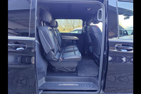 Mercedes-Benz V-Klasse 300d 4-MATIC Extra Lang DC Avantgarde | LED | ACC | Leder | Stoelverwarming | Burmester | App-connect | Trekhaak | LMV 19" | 360 Camera | Lane Assist | Schuifdeuren elektrisch |