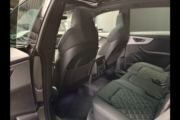 Audi Q8 Q8 3xS-LINE 23 inch soft close RS ruit leer head-up trekhaak