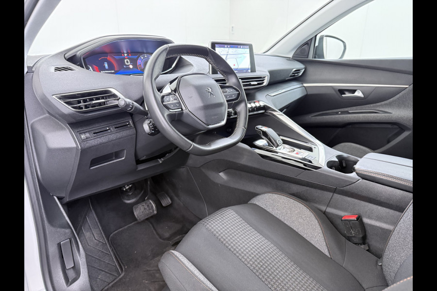 Peugeot 5008 T 131PK AUT-8 7-Pers. Navi 360°Camera Ecc Apple Carplay Android Auto Cruise Control Pdc Blue Executive Avantage Privacy Glas Lmv Isofix Led Regen-Lichtsensor Verkeersbord detectie Dealeronderhouden Origineel Nederlandse Auto 7 Zitter