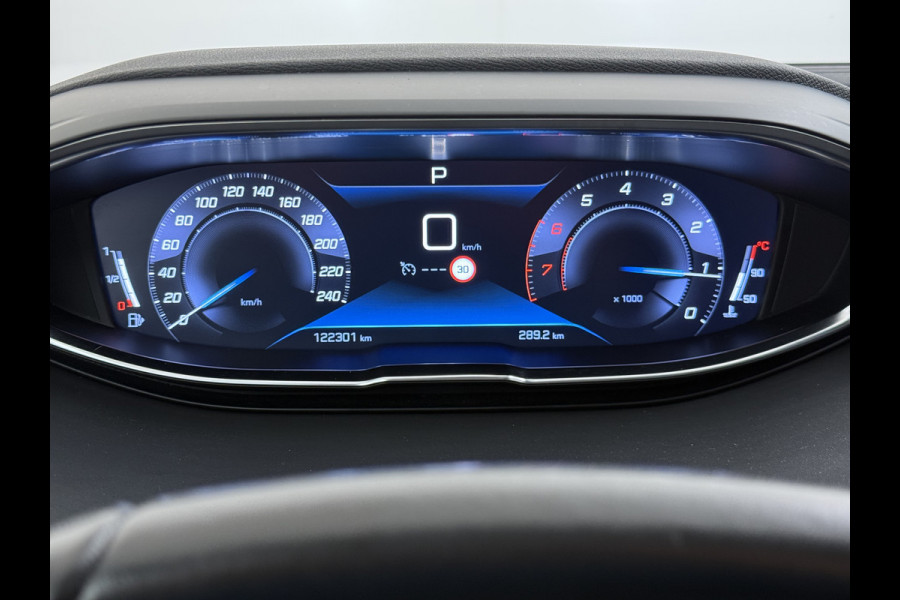 Peugeot 5008 T 131PK AUT-8 7-Pers. Navi 360°Camera Ecc Apple Carplay Android Auto Cruise Control Pdc Blue Executive Avantage Privacy Glas Lmv Isofix Led Regen-Lichtsensor Verkeersbord detectie Dealeronderhouden Origineel Nederlandse Auto 7 Zitter