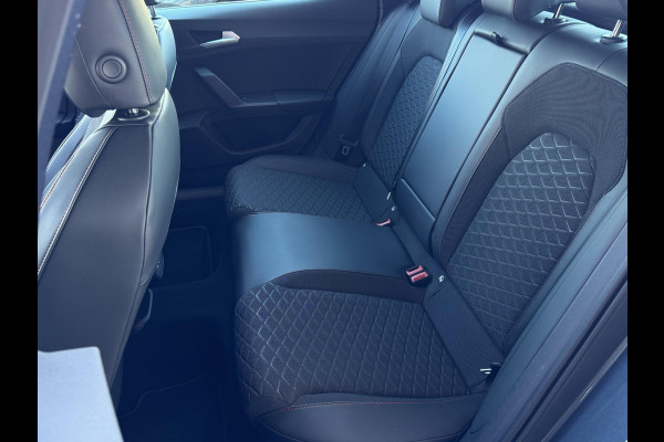 Seat Leon Sportstourer 1.0 TSI FR Business Intense NL-AUTO | CAMERA | STOEL/STUUR VERWARMING