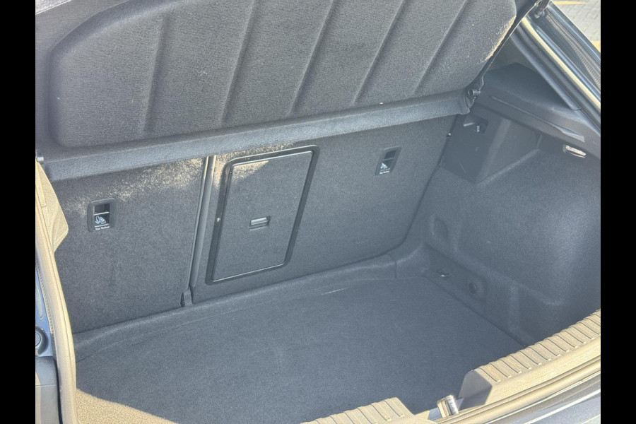 Seat Leon Sportstourer 1.0 TSI FR Business Intense NL-AUTO | CAMERA | STOEL/STUUR VERWARMING