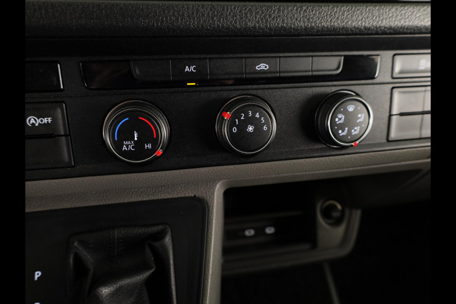 Volkswagen Crafter 35 2.0 TDI L3H3 Highline EURO VI 140 pk Automaat | Verlengde garantie | Navigatie | Parkeersensoren | Achteruitrijcamera | Cruise control |