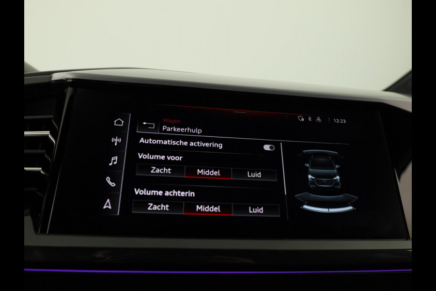 Audi Q4 e-tron 40 Launch edition S Competition 77 kWh 204pk | SoH 93% | Panoramadak | Head-up Display | Navigatie | Stoelverwarming