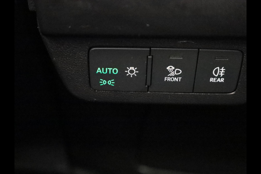 Audi Q4 e-tron 40 Launch edition S Competition 77 kWh 204pk | SoH 93% | Panoramadak | Head-up Display | Navigatie | Stoelverwarming