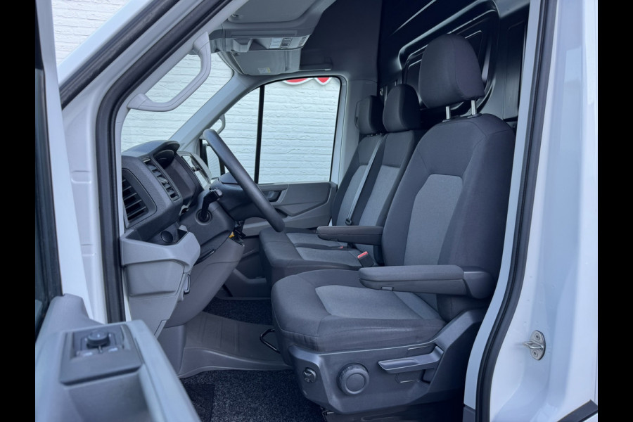 Volkswagen Crafter 2.0 TDI L3H3 Comfortline EURO 6 Fabrieksgarantie 2-2028 Airco Cruise Navi Voorruitverwarming Sensoren v/a