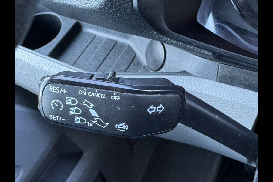 Volkswagen Crafter 2.0 TDI L3H3 Comfortline EURO 6 Fabrieksgarantie 2-2028 Airco Cruise Navi Voorruitverwarming Sensoren v/a