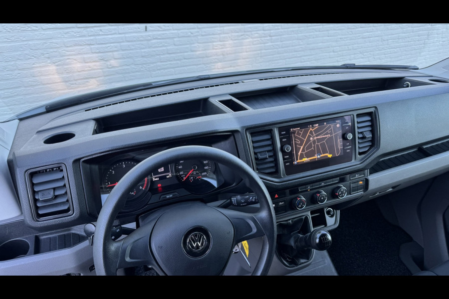 Volkswagen Crafter 2.0 TDI L3H3 Comfortline EURO 6 Fabrieksgarantie 2-2028 Airco Cruise Navi Voorruitverwarming Sensoren v/a