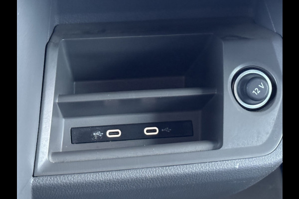 Volkswagen Crafter 2.0 TDI L3H3 Comfortline EURO 6 Fabrieksgarantie 2-2028 Airco Cruise Navi Voorruitverwarming Sensoren v/a