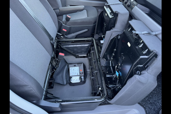 Volkswagen Crafter 2.0 TDI L3H3 Comfortline EURO 6 Fabrieksgarantie 2-2028 Airco Cruise Navi Voorruitverwarming Sensoren v/a