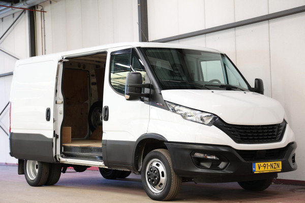 Iveco Daily 35C18HV 3.0 180PK L2H1 DUBBEL LUCHT
