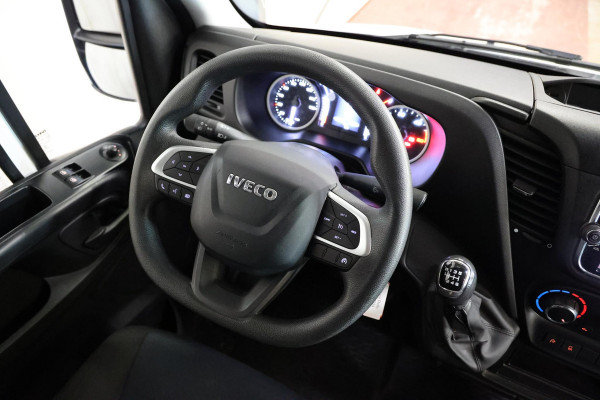 Iveco Daily 35C18HV 3.0 180PK L2H1 DUBBEL LUCHT