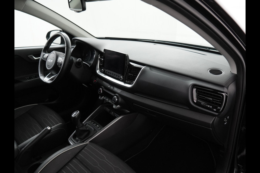 Kia Stonic 1.0 T-GDi MHEV GT-Line Airco - Apple Carplay/Android Auto - Cruise Control - Climate Control - Navigatie - Stoel/Stuur Verwarming - Virena Zekerheidspakket €895,-