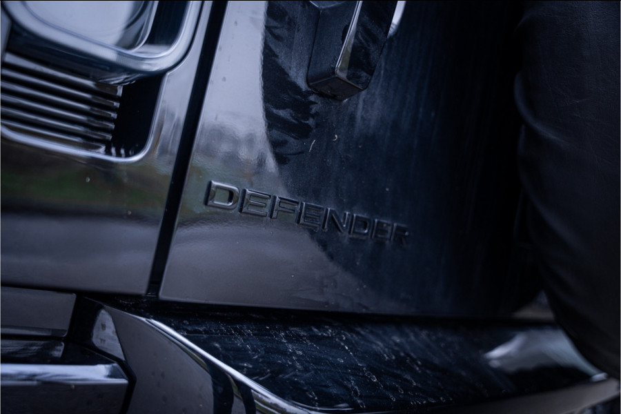 Land Rover Defender 110 P300e 110 FULL URBAN PACK ** Towing ** Cold Climate ** 23inch ** HSE X-Dynamic