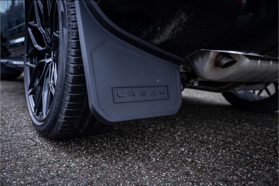 Land Rover Defender 110 P300e 110 FULL URBAN PACK ** Towing ** Cold Climate ** 23inch ** HSE X-Dynamic