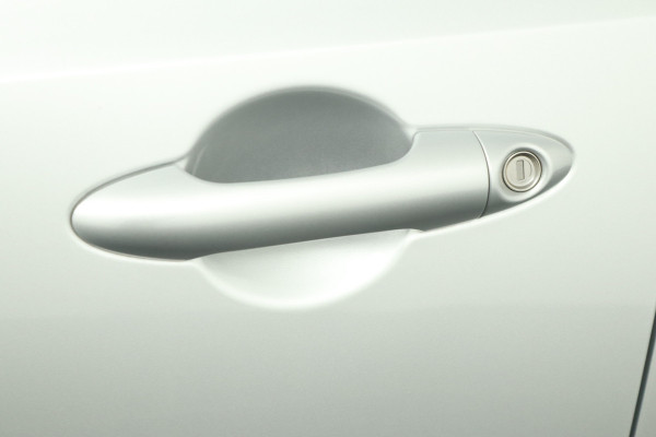 Kia Picanto 1.0 DPI DynamicLine Airco - Apple Carplay/Android Auto - Cruise Control - Navigatie - Achteruitrijcamera - Fabrieksgarantie tot 02-2032