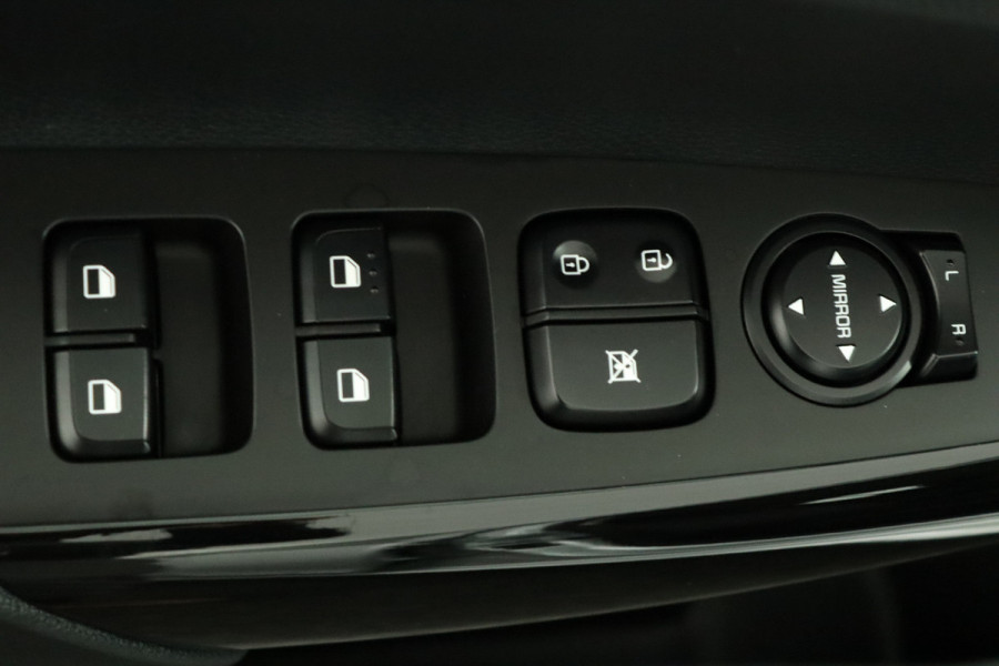 Kia Picanto 1.0 DPI DynamicLine Airco - Apple Carplay/Android Auto - Cruise Control - Navigatie - Achteruitrijcamera - Fabrieksgarantie tot 02-2032