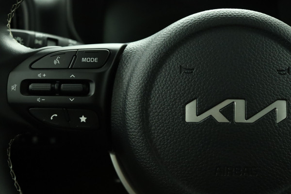 Kia Picanto 1.0 DPI DynamicLine Airco - Apple Carplay/Android Auto - Cruise Control - Navigatie - Achteruitrijcamera - Fabrieksgarantie tot 02-2032