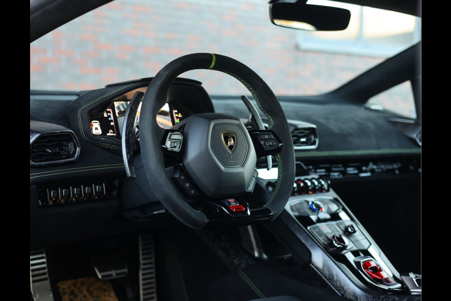 Lamborghini Huracan 5.2 V10 Performante | Verde Ithaca - Lift - Camera
