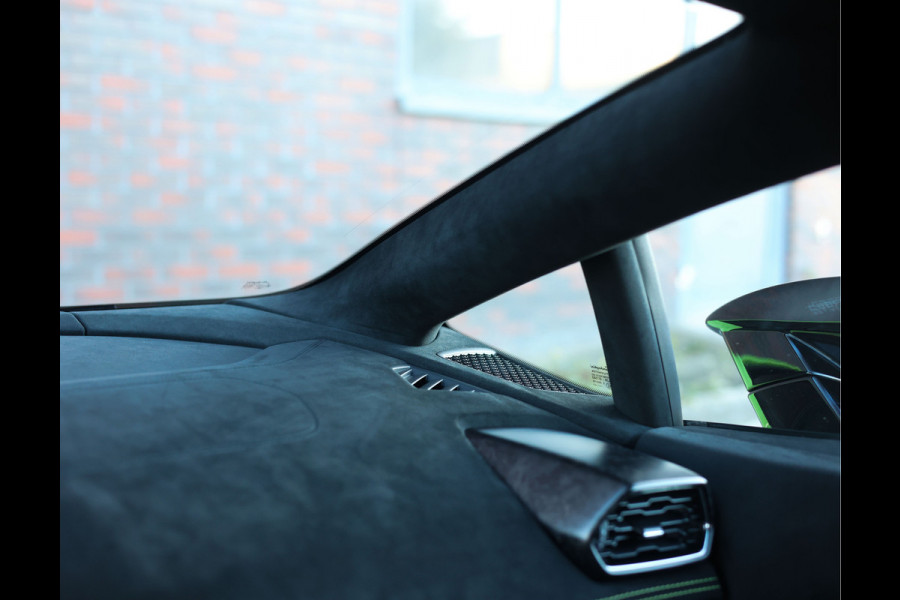 Lamborghini Huracan 5.2 V10 Performante | Verde Ithaca - Lift - Camera