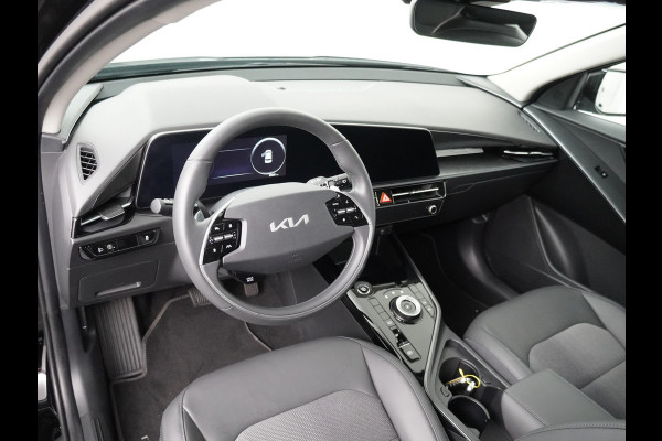 Kia Niro EV DynamicLine 64.8 kWh Airco - Apple Carplay/Android Auto - Cruise Control - Navigatie - Achteruitrijcamera - Fabrieksgarantie tot 02-2032