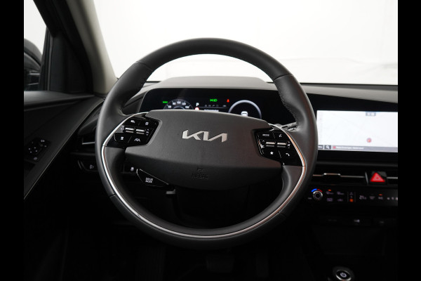 Kia Niro EV DynamicLine 64.8 kWh Airco - Apple Carplay/Android Auto - Cruise Control - Navigatie - Achteruitrijcamera - Fabrieksgarantie tot 02-2032