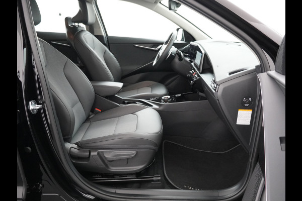 Kia Niro EV DynamicLine 64.8 kWh Airco - Apple Carplay/Android Auto - Cruise Control - Navigatie - Achteruitrijcamera - Fabrieksgarantie tot 02-2032