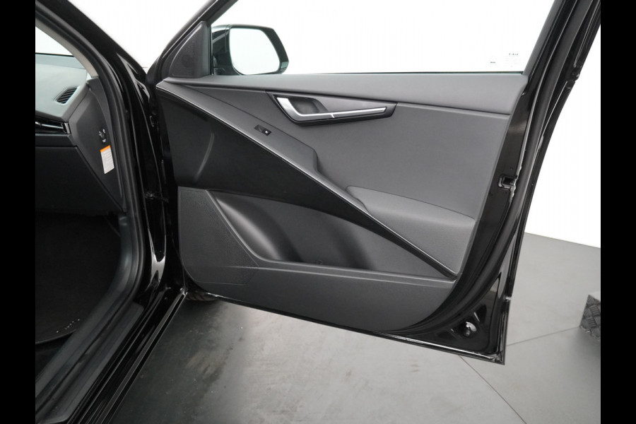 Kia Niro EV DynamicLine 64.8 kWh Airco - Apple Carplay/Android Auto - Cruise Control - Navigatie - Achteruitrijcamera - Fabrieksgarantie tot 02-2032