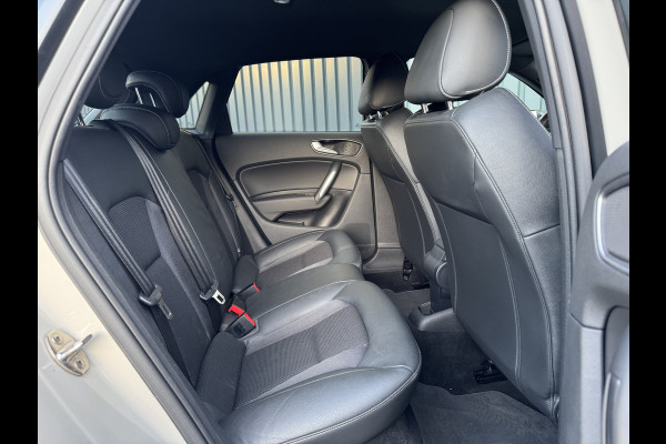Audi A1 Sportback 1.0 TFSI Advance Sport | S-Line | Xenon | Stoelverw. | Climate Controle | Prijs Rijklaar!!